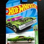 Hot Wheels Layin Lowrider Green