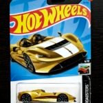 Hot Wheels Mclaren Elva Gold