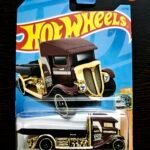 HOT WHEELS FAST BED HAULER
