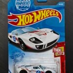 Hot Wheels Ford GT-40 White