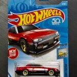 Hot Wheels '82 Nissan Skyline R30