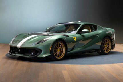 PREORDER - MR Collection Ferrari 812 Competizione FE033SE5 1:18