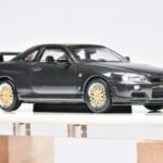 Stance Hunters Nissan Skyline GT-R R34 Black Carbon [Acrylic Case Cracked]