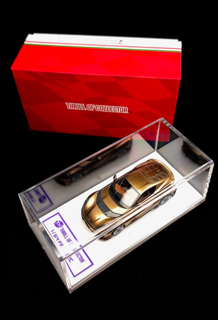 Fuelme X TOC 1:64 Ferrari 812 Competizione Oro Baviera - Image 2