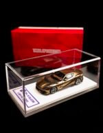 Fuelme X TOC 1:64 Ferrari 812 Competizione Oro Baviera - Image 3