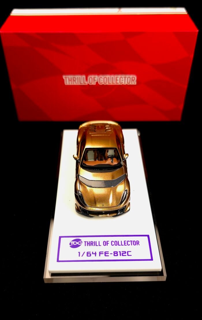 Fuelme X TOC 1:64 Ferrari 812 Competizione Oro Baviera - Image 9