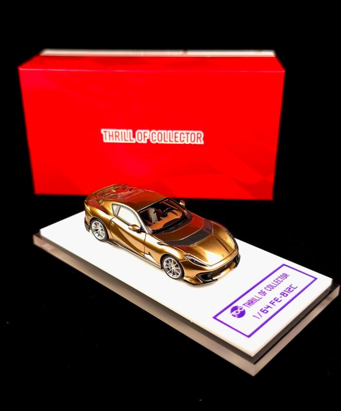 Fuelme X TOC 1:64 Ferrari 812 Competizione Oro Baviera - Image 13