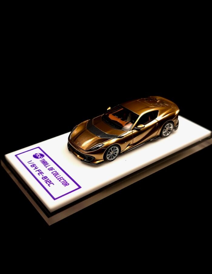 Fuelme X TOC 1:64 Ferrari 812 Competizione Oro Baviera - Image 25