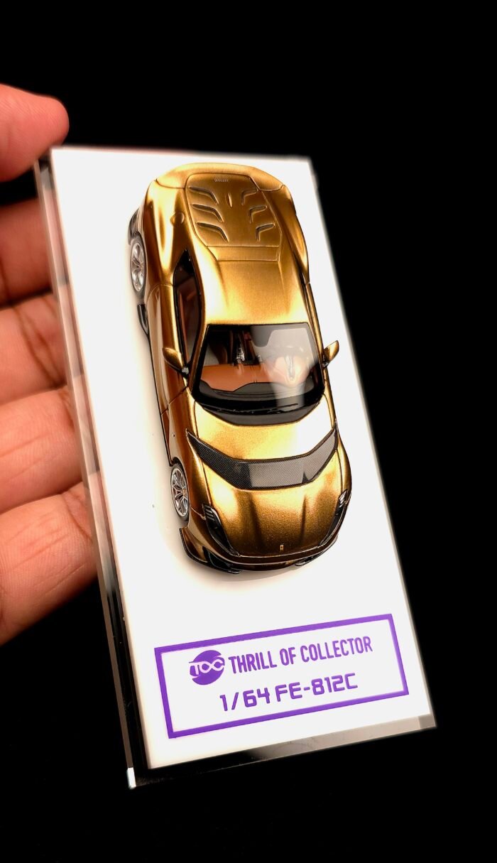 Fuelme X TOC 1:64 Ferrari 812 Competizione Oro Baviera - Image 28