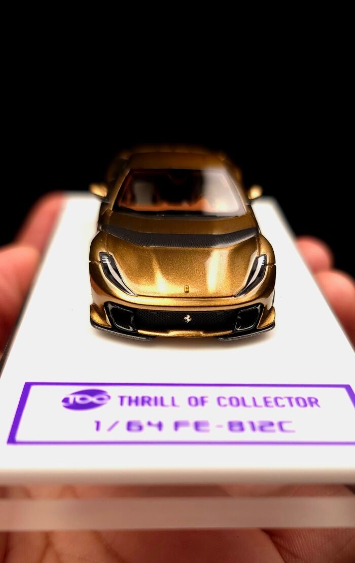 Fuelme X TOC 1:64 Ferrari 812 Competizione Oro Baviera - Image 31