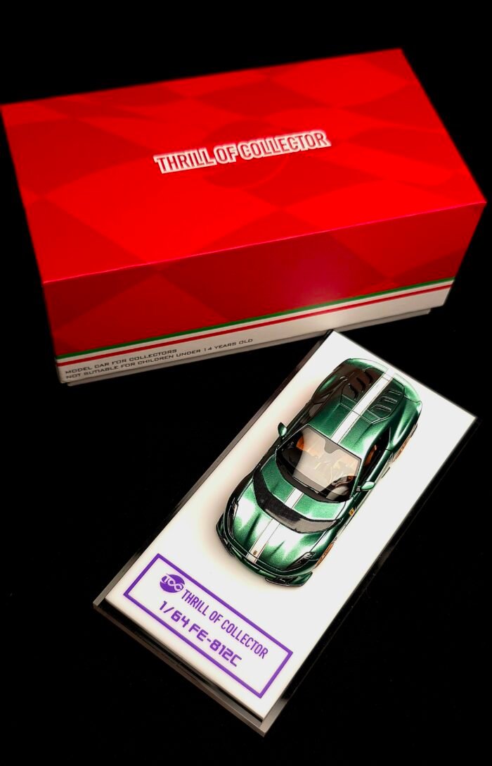 Fuelme X TOC 1:64 Ferrari 812 Competizione Verde Bottigilia - Image 9