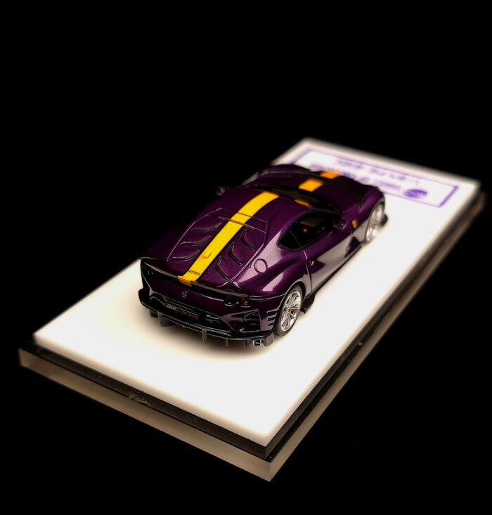 Fuelme X TOC 1:64 Ferrari 812 Competizione HK Purple - Image 11
