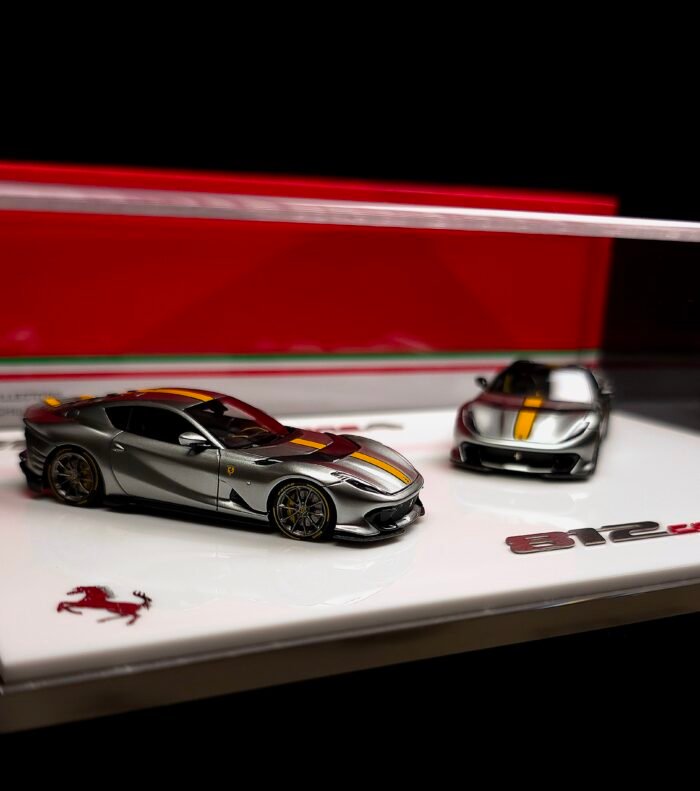 Fuelme X TOC 1:64 Ferrari 812 Competizione and CompetizioneA Dual Car Set - Image 4