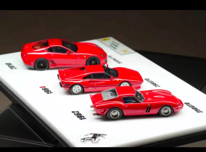 DMY 1:64 Ferrari 250GTO prancing horse 288GTO 599GTO set resin 3 car set - Image 3