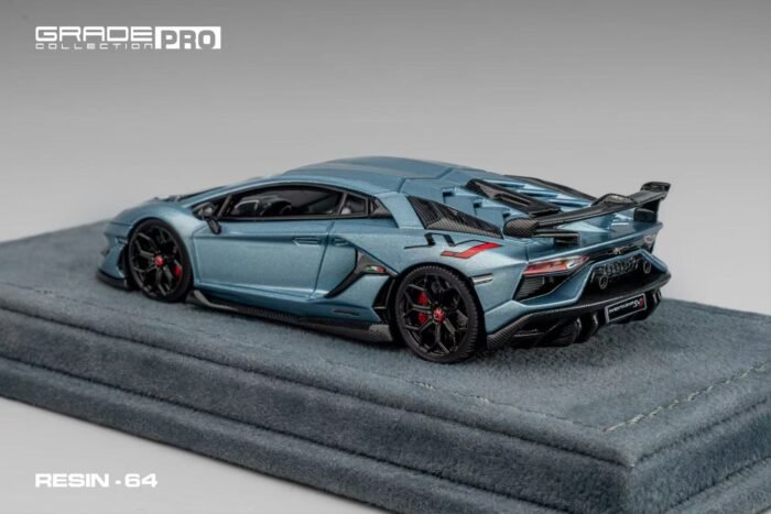 GRADE PRO 1:64 Lamborghini Aventador SVJ LP770 Novitec Ice Blue - Image 3