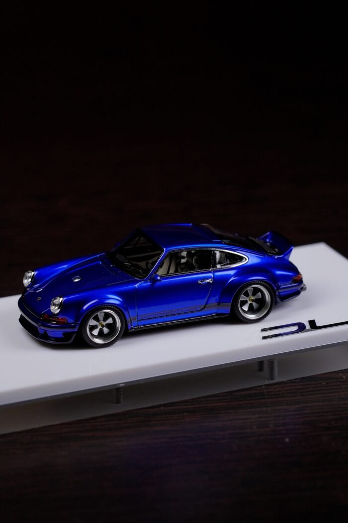 Deepmaker 1:64 Porsche Singer DLS Blue Metallic Resin Model Car