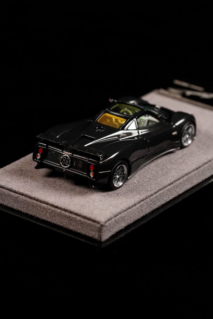 Figart Model 1:64 Pagani Zonda C12S 2000 Black Carbon Fiber Resin Model Car - Image 7