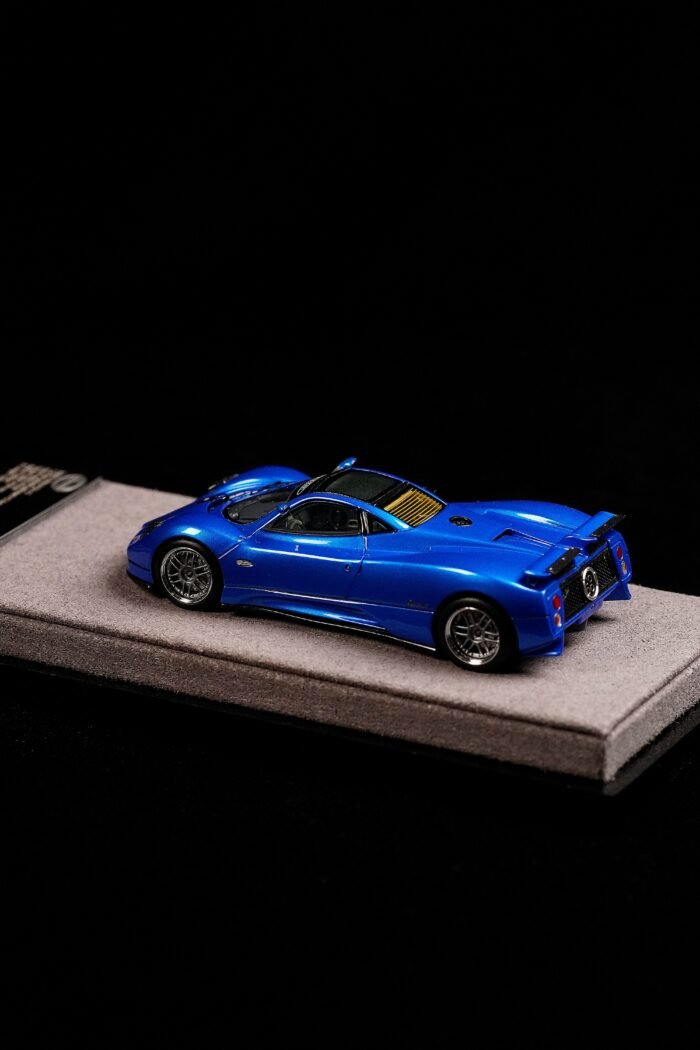 Figart Model 1:64 Pagani Zonda C12S 2000 Blu Francia Resin Model Car - Image 11