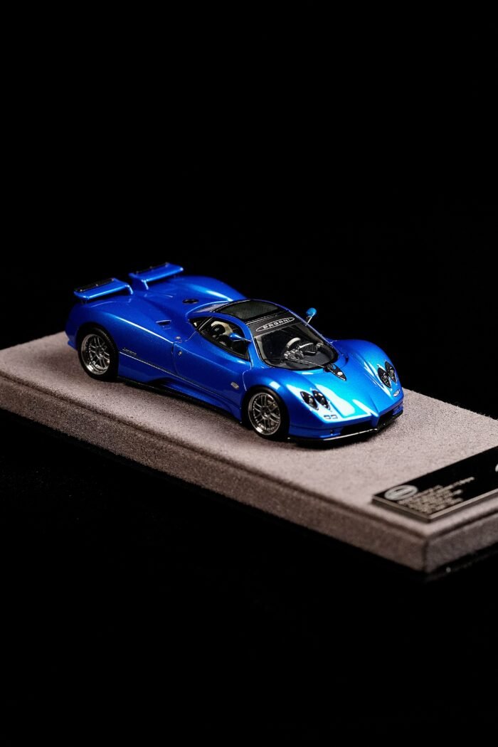 Figart Model 1:64 Pagani Zonda C12S 2000 Blu Francia Resin Model Car - Image 6