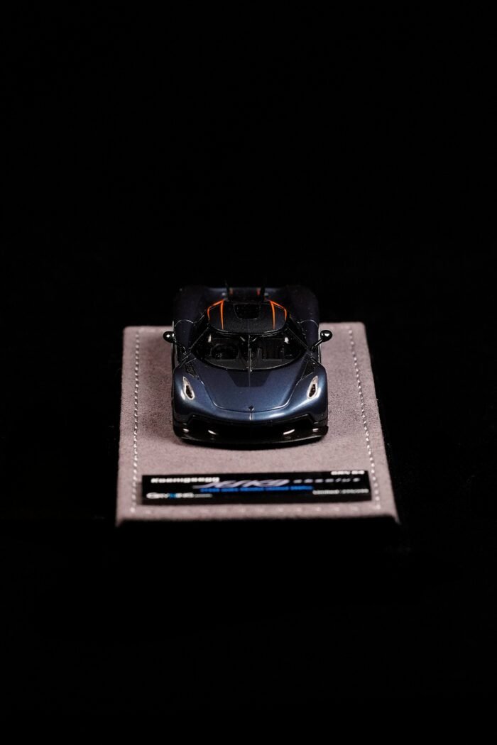 Gryning 1:64 Koenigsegg  Jesko Absolut 7332 Deep Sea Blue / Sweet Mandarin Resin Model Car - Image 3