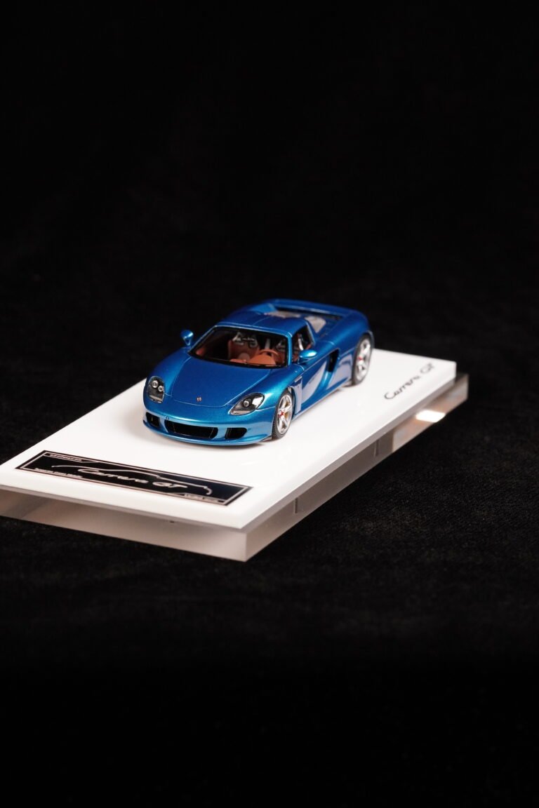 Deepmaker 1:64 Porsche Carrera Gt Turquaise Green Metallic