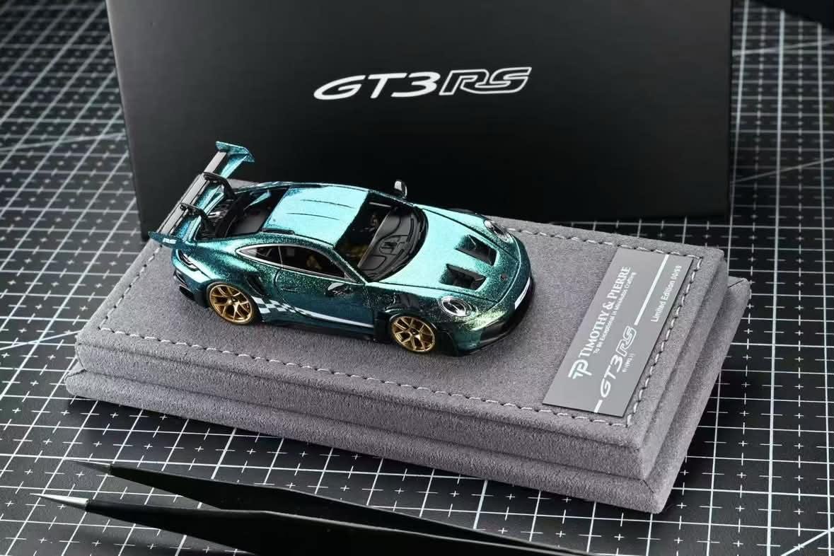 Timothy & Pierre 1:64 Porsche 992 GT3RS Dark Olive Metallic Resin Model Car Timothy & Pierre 1:64 Porsche 992 GT3RS Dark Olive Metallic Resin Model Car