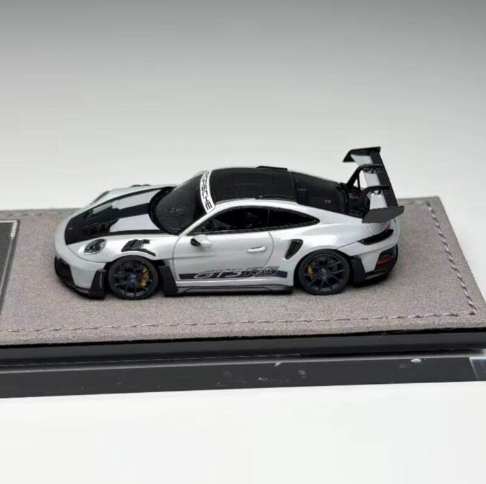 Henson & Heaven 1:64 Porsche 992 GT3 RS Nurburgring Record Resin Model Car - Image 3