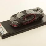 Looksmart Bugatti Chiron Sport With Open Wing Gray Carbon Italian Red Frame 1:43