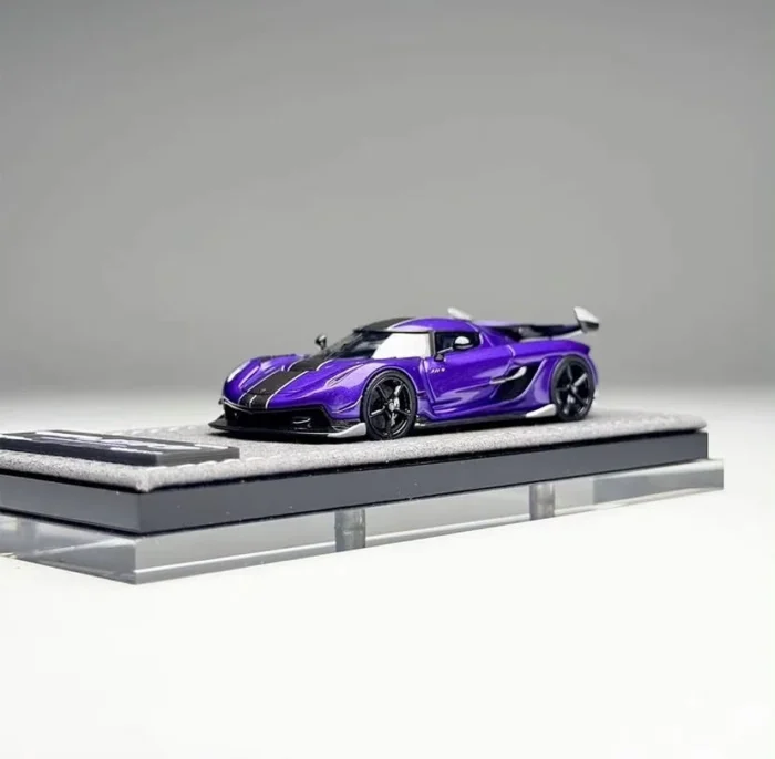 Gryning  1:64 Koenigsegg Jesko Attack in Pearl Purple/Carbon Fiber Resin Model Car - Image 7